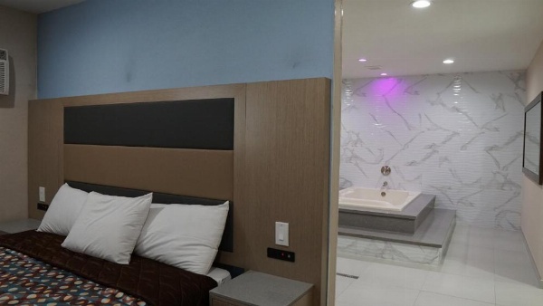 Sea Breeze Inn image 14